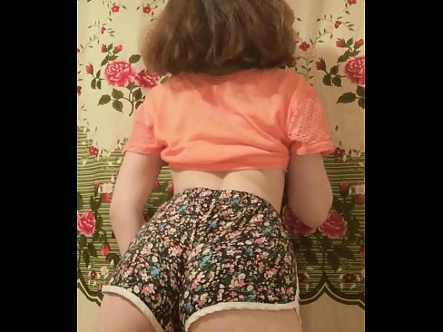❤️ Keçika ciwan a seksî li ber kamerayê kurtanên xwe ji xwe dike ☑ Super seks li porno ku.shufflesex-com.ru